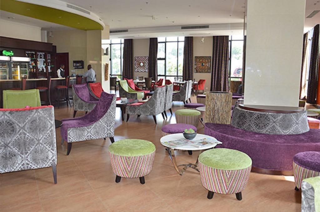President Hotel At Umodzi Park Lilongwe Dış mekan fotoğraf