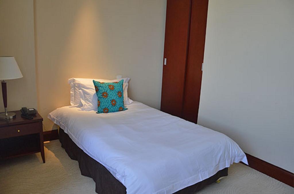 President Hotel At Umodzi Park Lilongwe Dış mekan fotoğraf