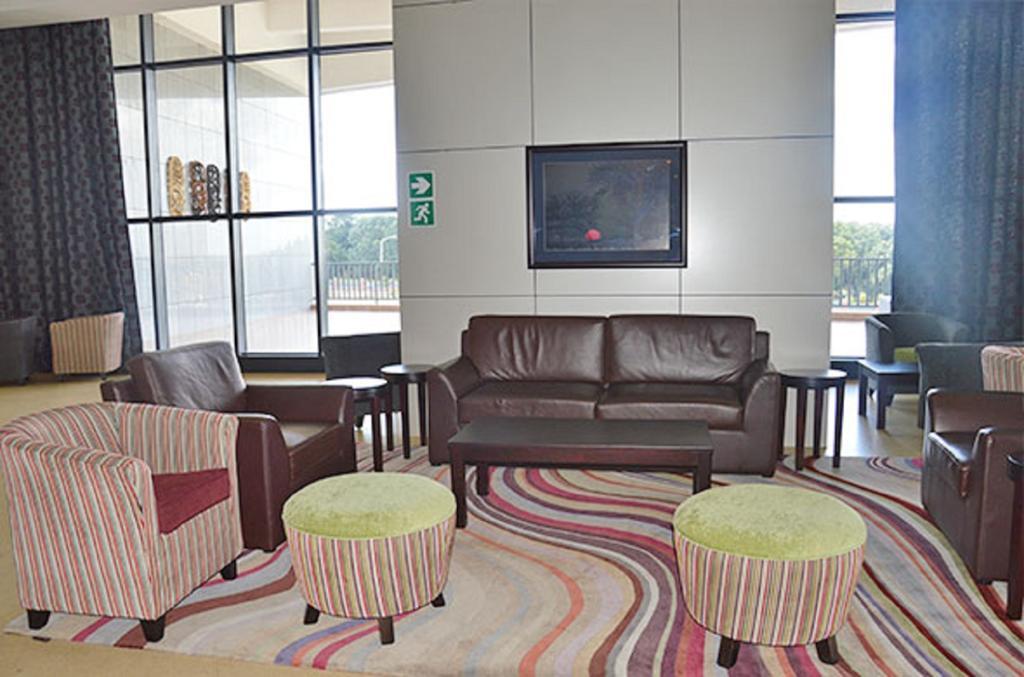 President Hotel At Umodzi Park Lilongwe Dış mekan fotoğraf