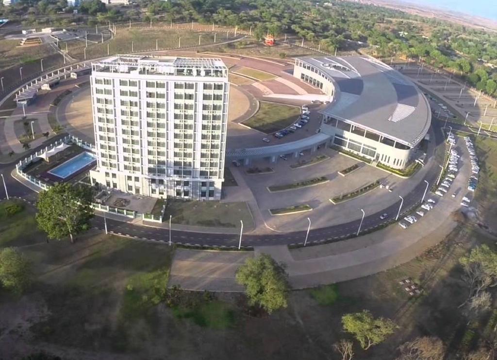 President Hotel At Umodzi Park Lilongwe Dış mekan fotoğraf