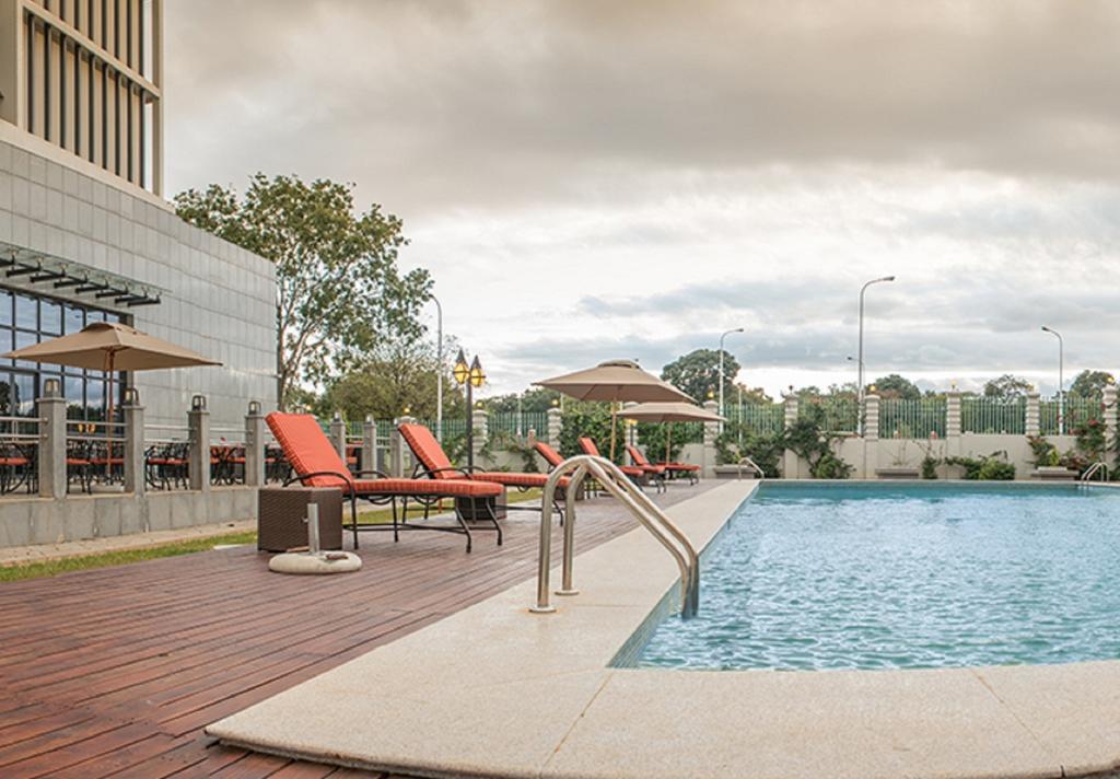 President Hotel At Umodzi Park Lilongwe Dış mekan fotoğraf