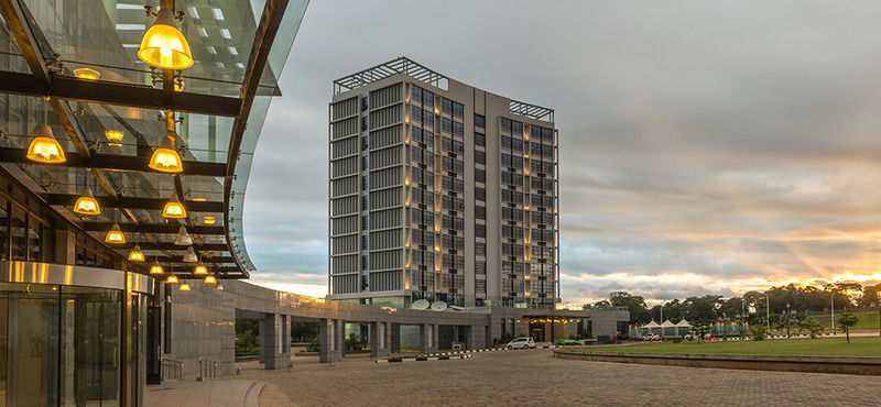 President Hotel At Umodzi Park Lilongwe Dış mekan fotoğraf