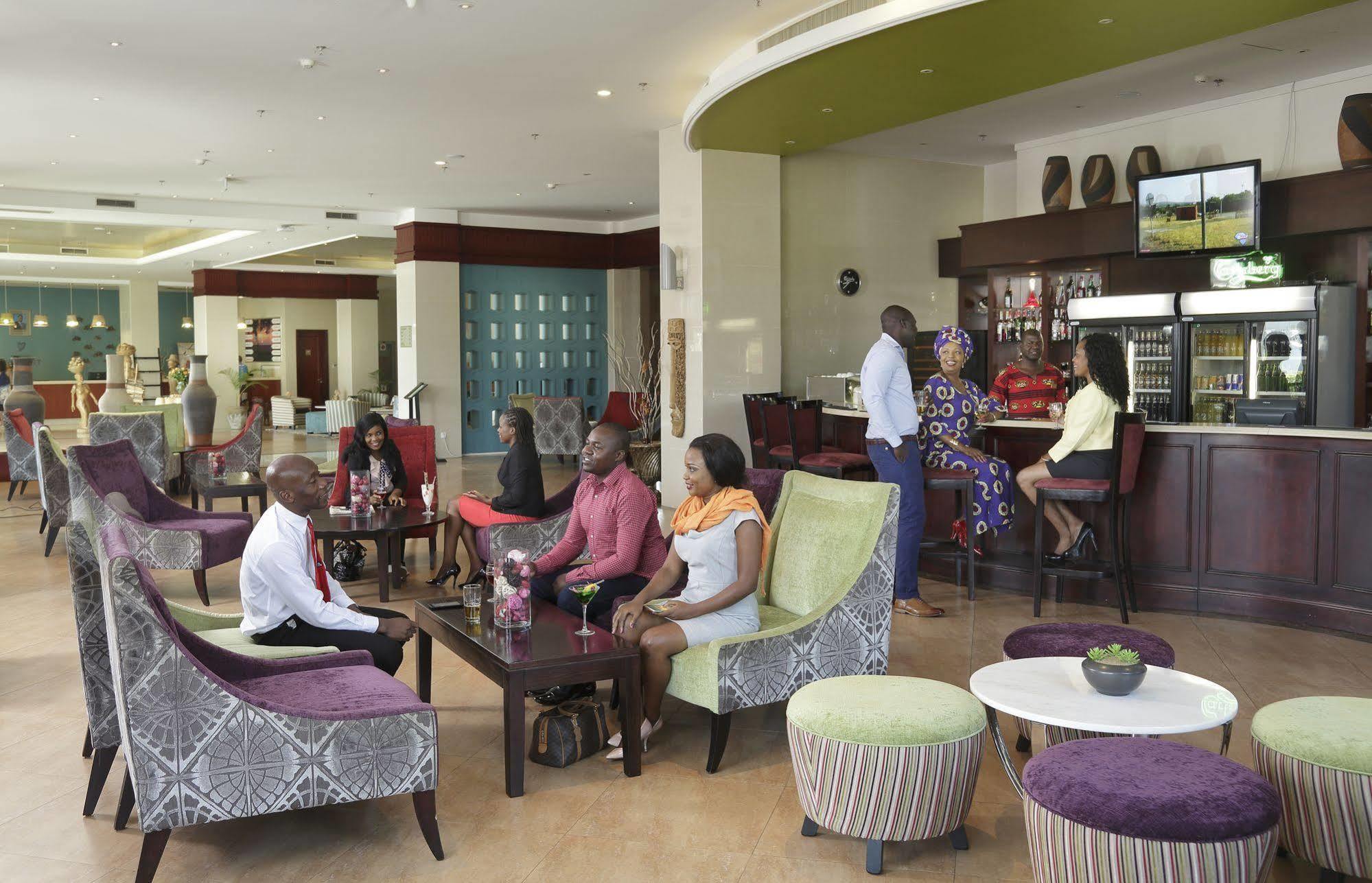 President Hotel At Umodzi Park Lilongwe Dış mekan fotoğraf